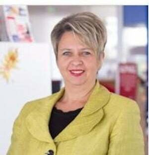 DESPRE AWARD Echipa noastra Consiliu director Erika Hristea